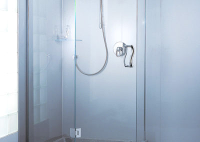 Quadrant-shower 1